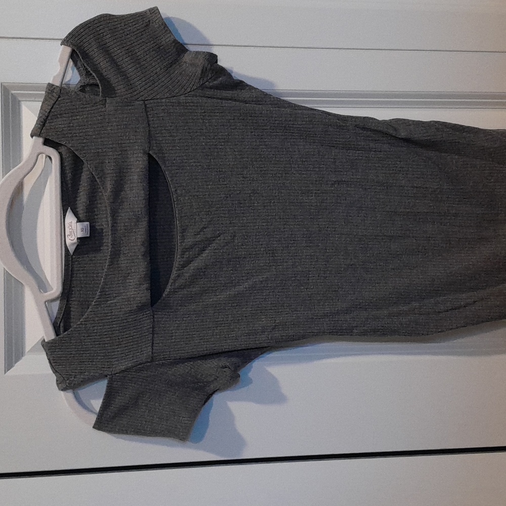 "Candie's" Cold-Shoulder Gray Blouse XS